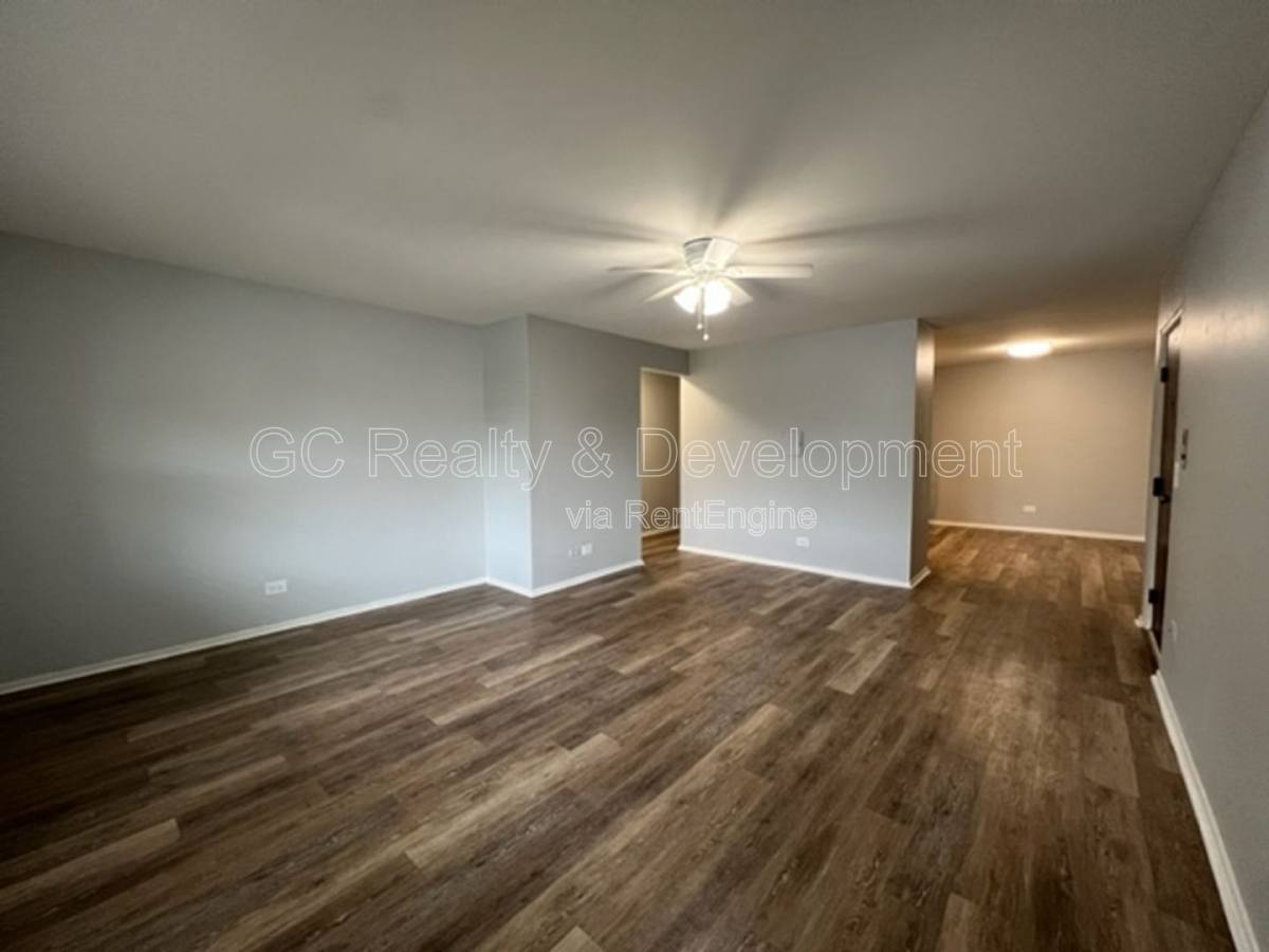 Condo for rent at 312 N Warwick Ave #1A, Westmont, IL 60559