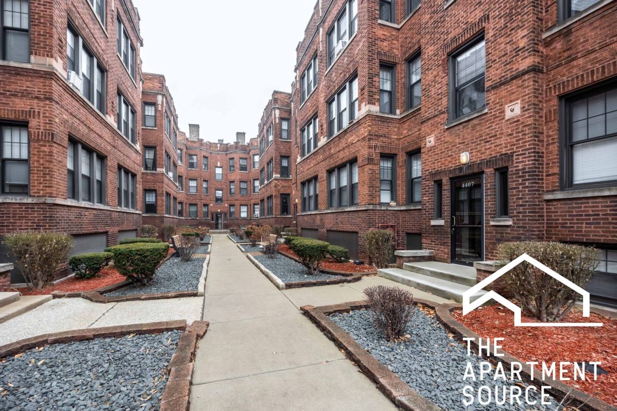 Apartment for rent at 4407 N Wolcott Ave #A3, Chicago, IL 60640