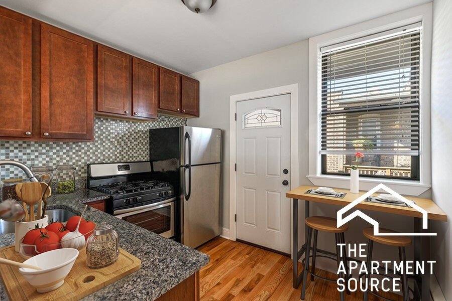 Apartment for rent at 4407 N Wolcott Ave #B3, Chicago, IL 60640