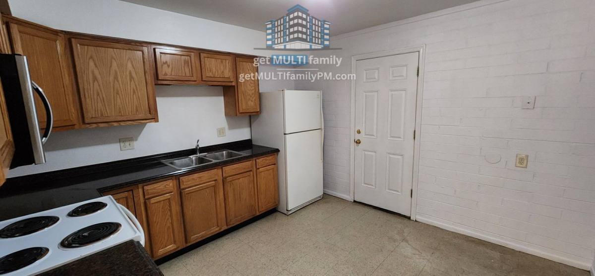 Apartment for rent at 10044 N 18th Ave #2, Phoenix, AZ 85021