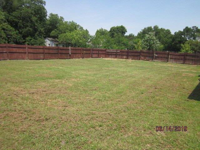 House for rent at 605 Jackson St, Farmersville, TX 75442