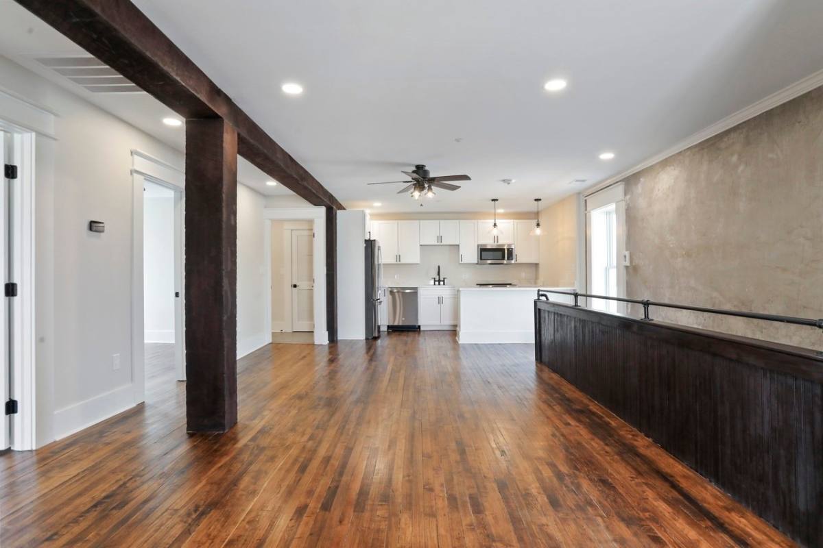 Apartment for rent at 302 N Mildred St #200, Charles Town, WV 25414