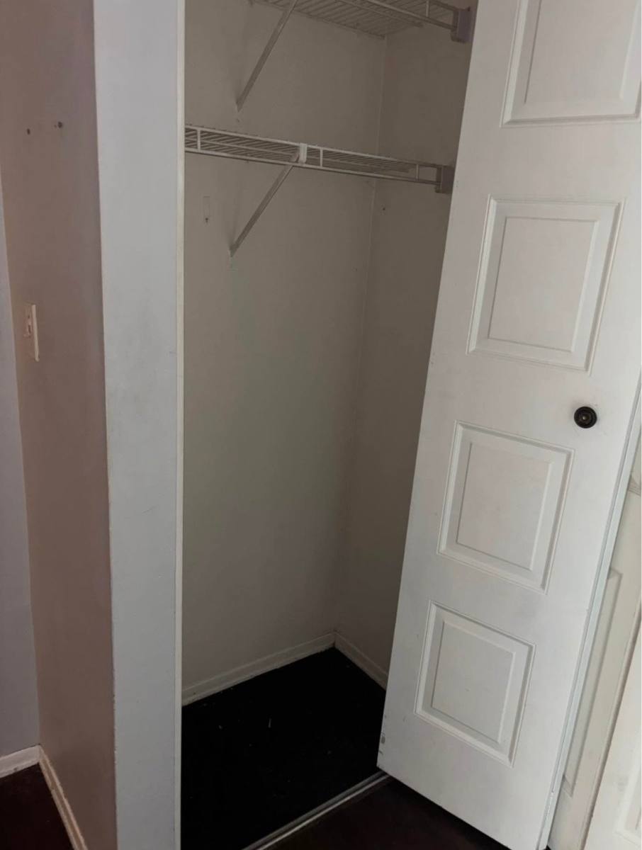 Apartment for rent at 135 Burgundy Hill Lane, Middletown, CT 06457