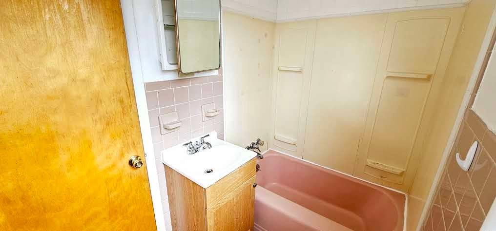 942 E Elm St - 2nd Floor, Scranton, PA 18505 - Apartment for Rent - Image 8