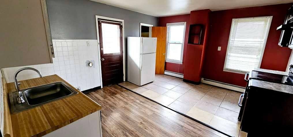 942 E Elm St - 2nd Floor, Scranton, PA 18505 - Apartment for Rent - Image 3