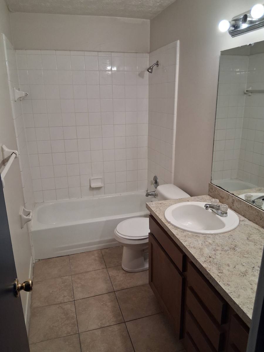 Apartment for rent at 1244 Ida St #4, Jacksonville, FL 32208