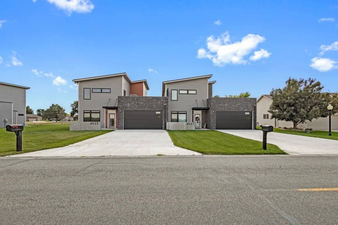 Townhouse for rent at 4523 68th St, Columbus, NE 68601
