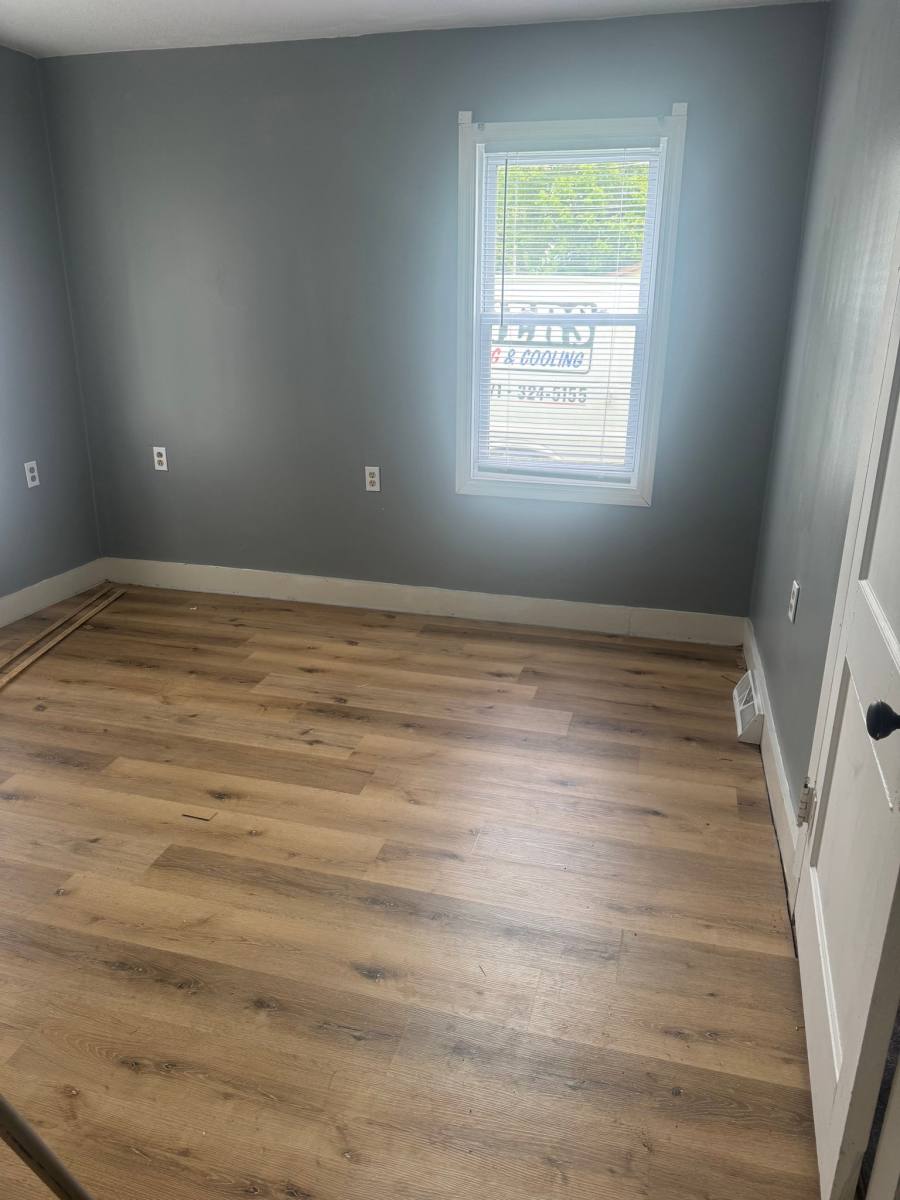 House for rent at 123 N E St, Hillsboro, IL 62049
