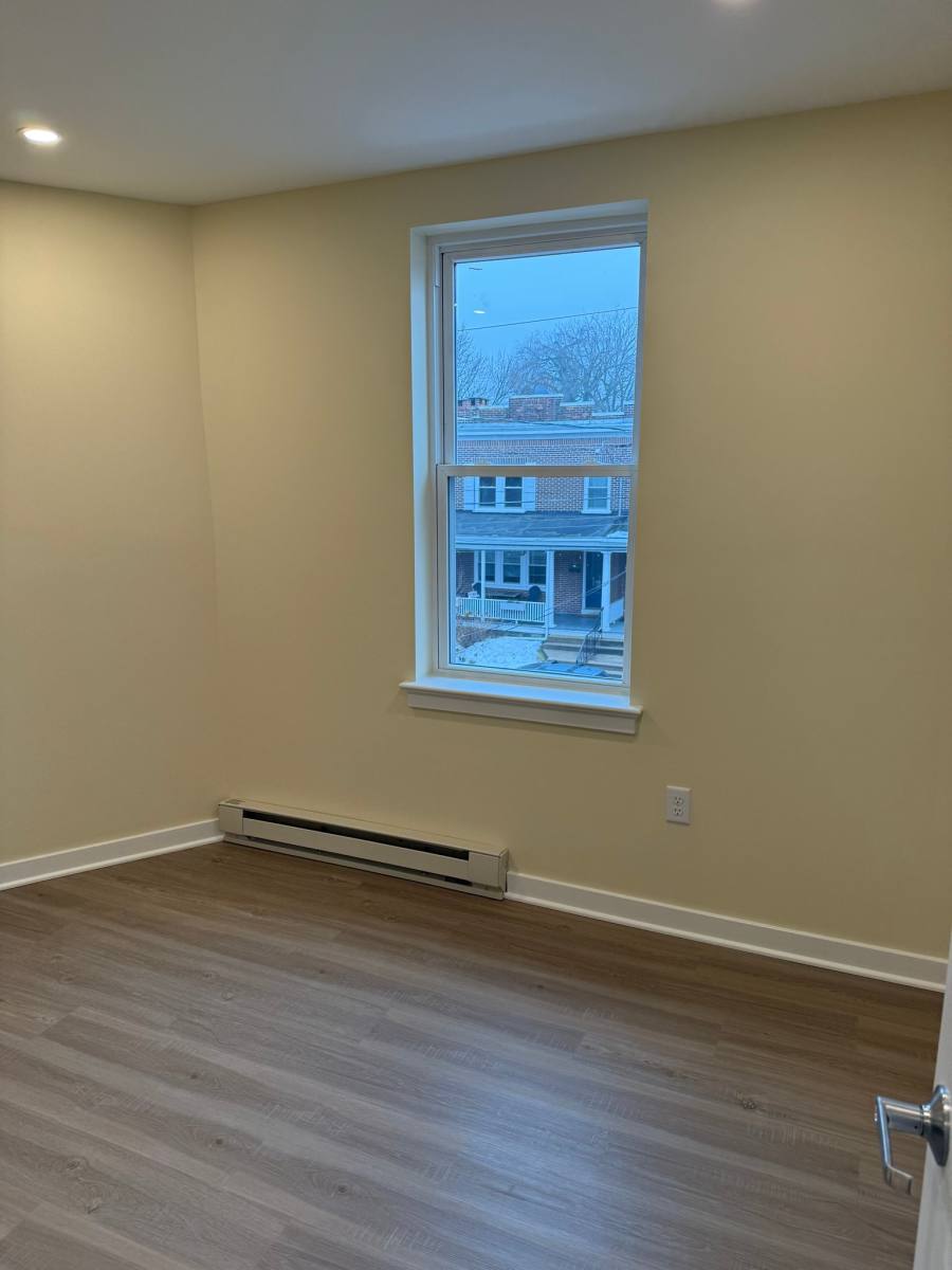 Apartment for rent at 135 E Ross St - 2nd Floor, Lancaster, PA 17602