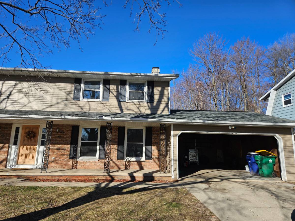 Townhouse for rent at 1403 Beech Tree Dr, Green Bay, WI 54304