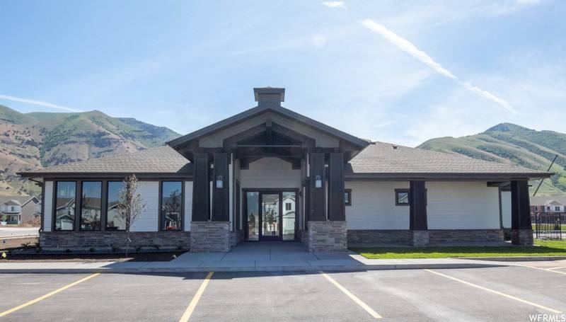 Townhouse for rent at 376 S 1540 E, Hyrum, UT 84319