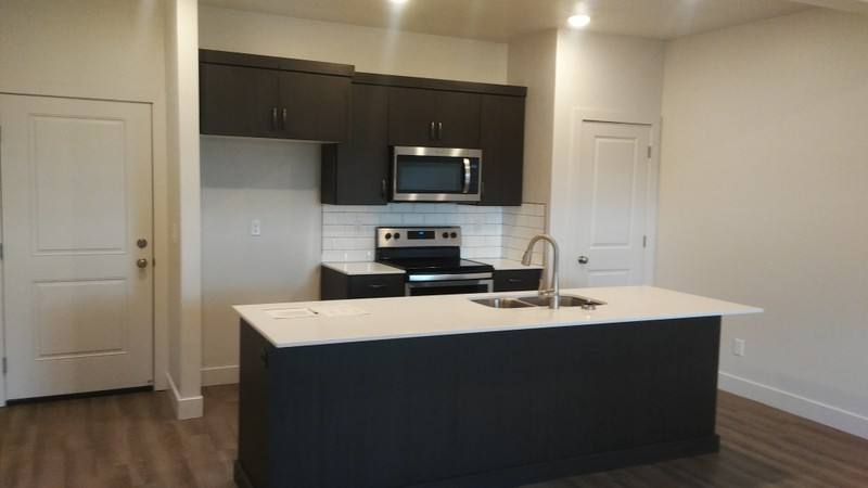 Townhouse for rent at 376 S 1540 E, Hyrum, UT 84319