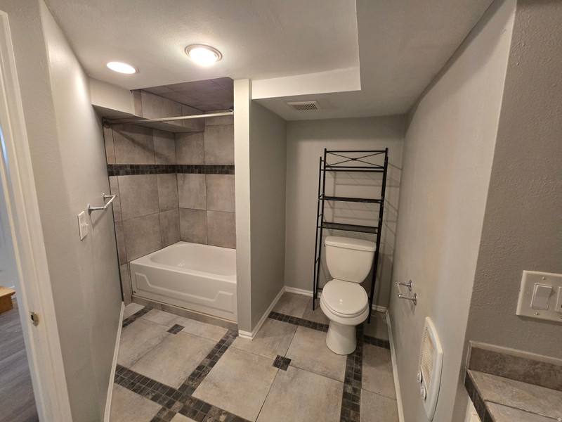 Apartment for rent at 490 Averett Ave #1, Springville, UT 84663