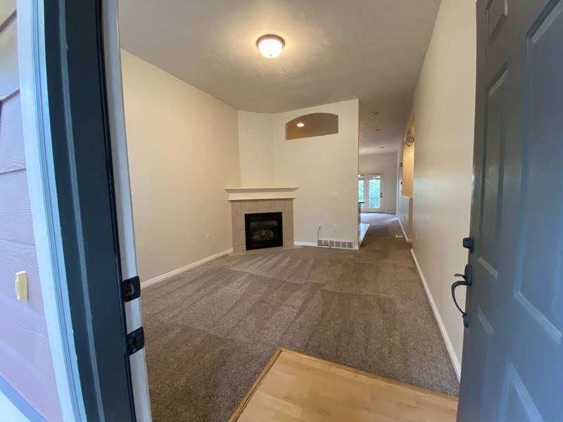 Townhouse for rent at 14768 S Granite Ridge Lane, Draper, UT 84020