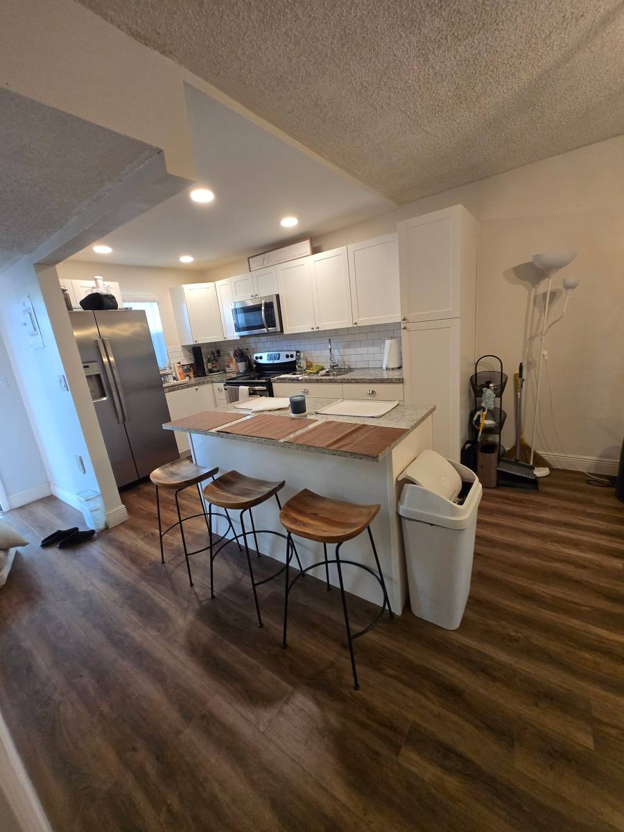 Apartment for rent at 7420 Stirling Rd, Hollywood, FL 33024