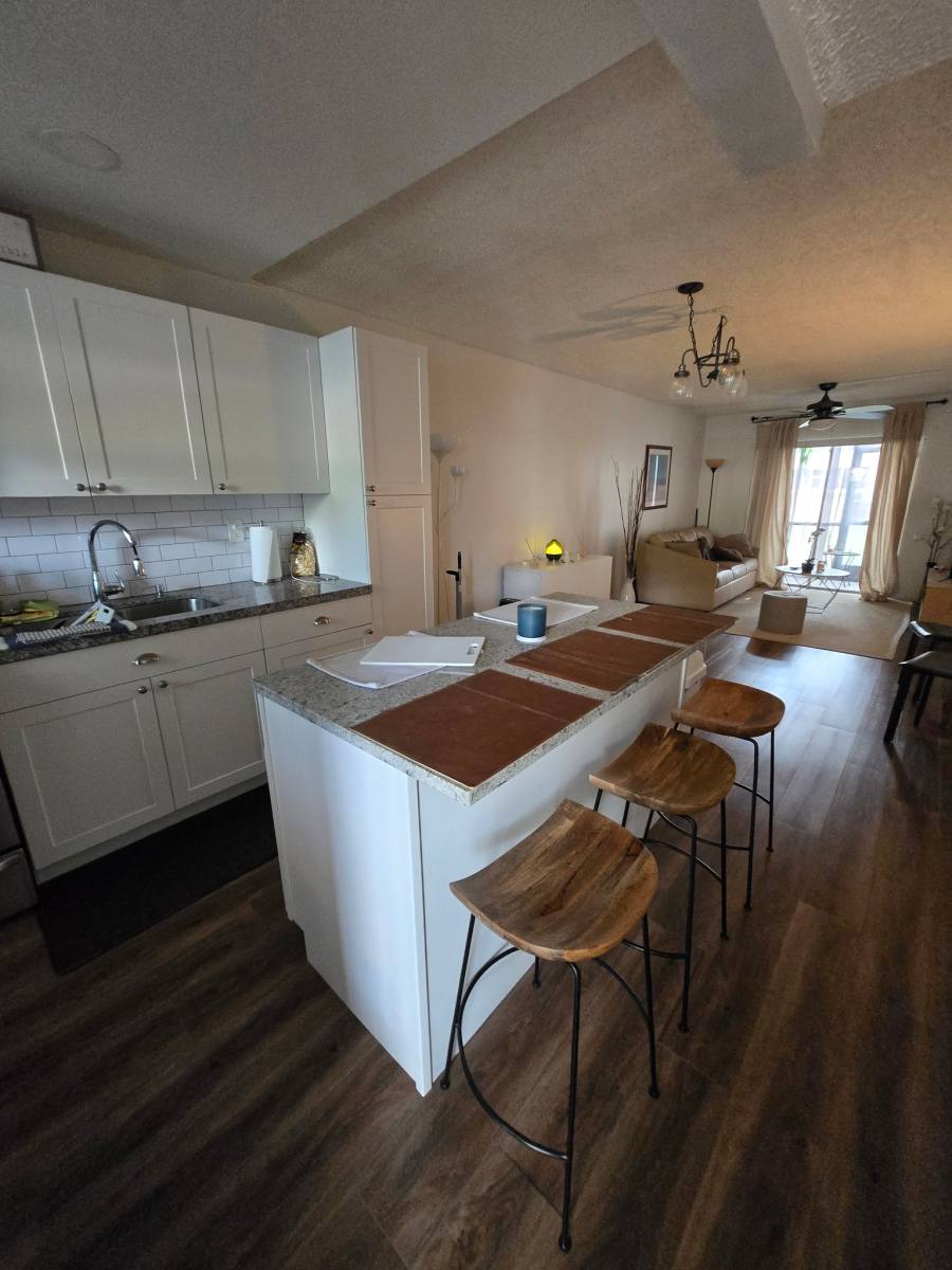 Apartment for rent at 7420 Stirling Rd, Hollywood, FL 33024