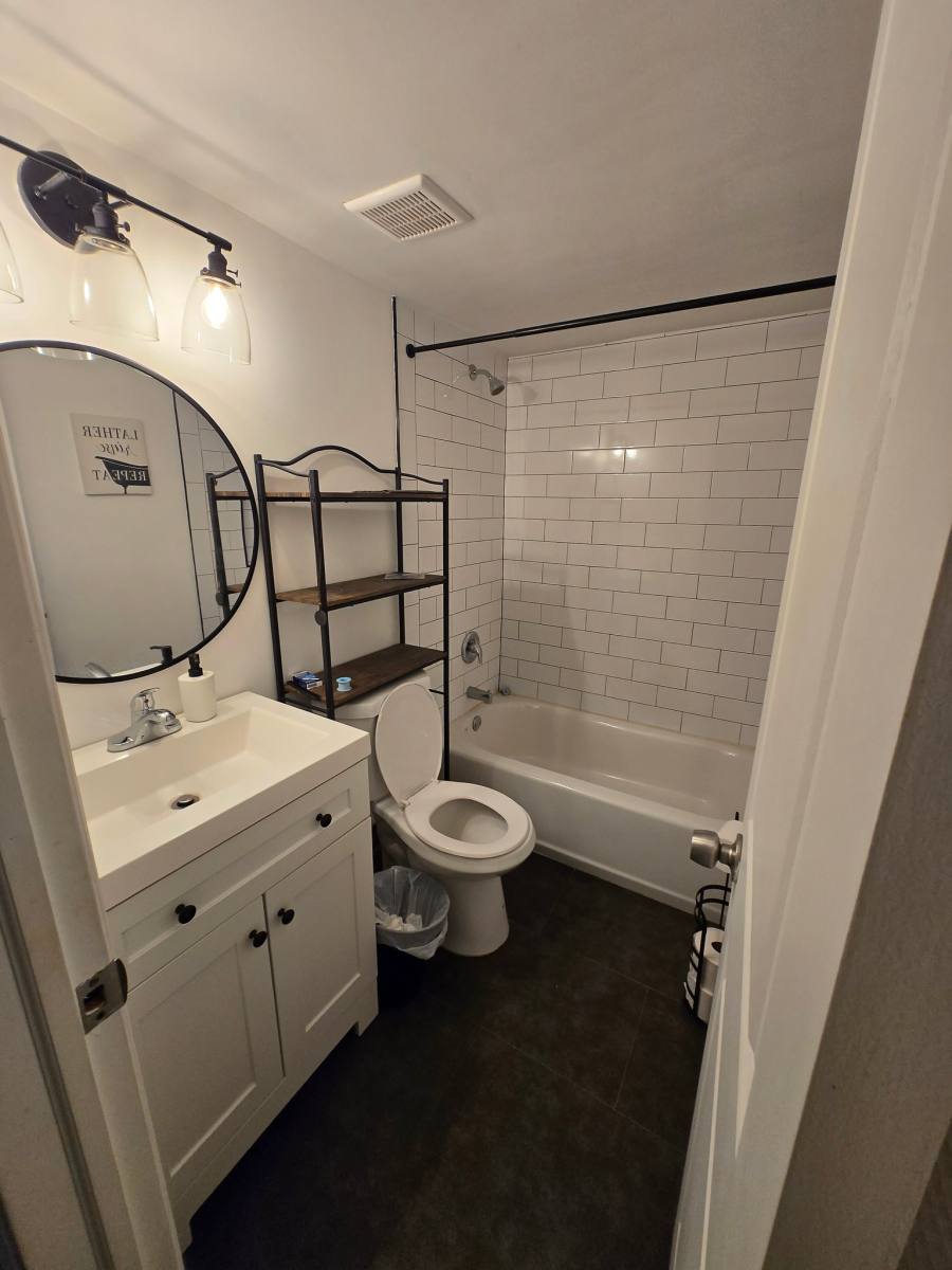 Apartment for rent at 7420 Stirling Rd, Hollywood, FL 33024