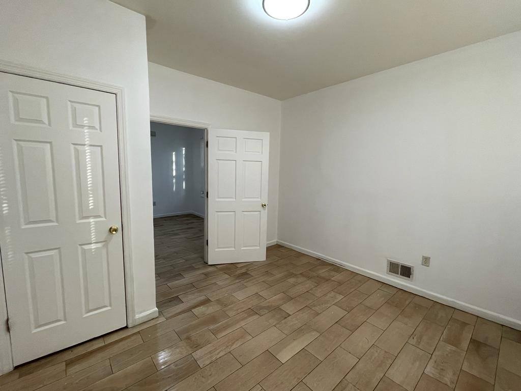 Apartment for rent at 218 Columbia Ave #1R, Irvington, NJ 07111
