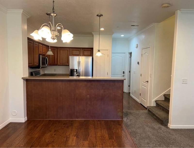 Townhouse for rent at 1474 W 10 S, Pleasant Grove, UT 84062