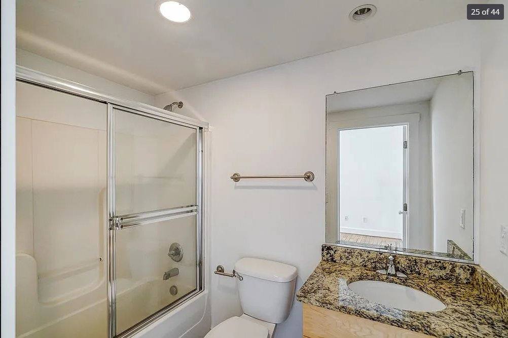 Apartment for rent at 141 E Wythe St, Petersburg, VA 23803