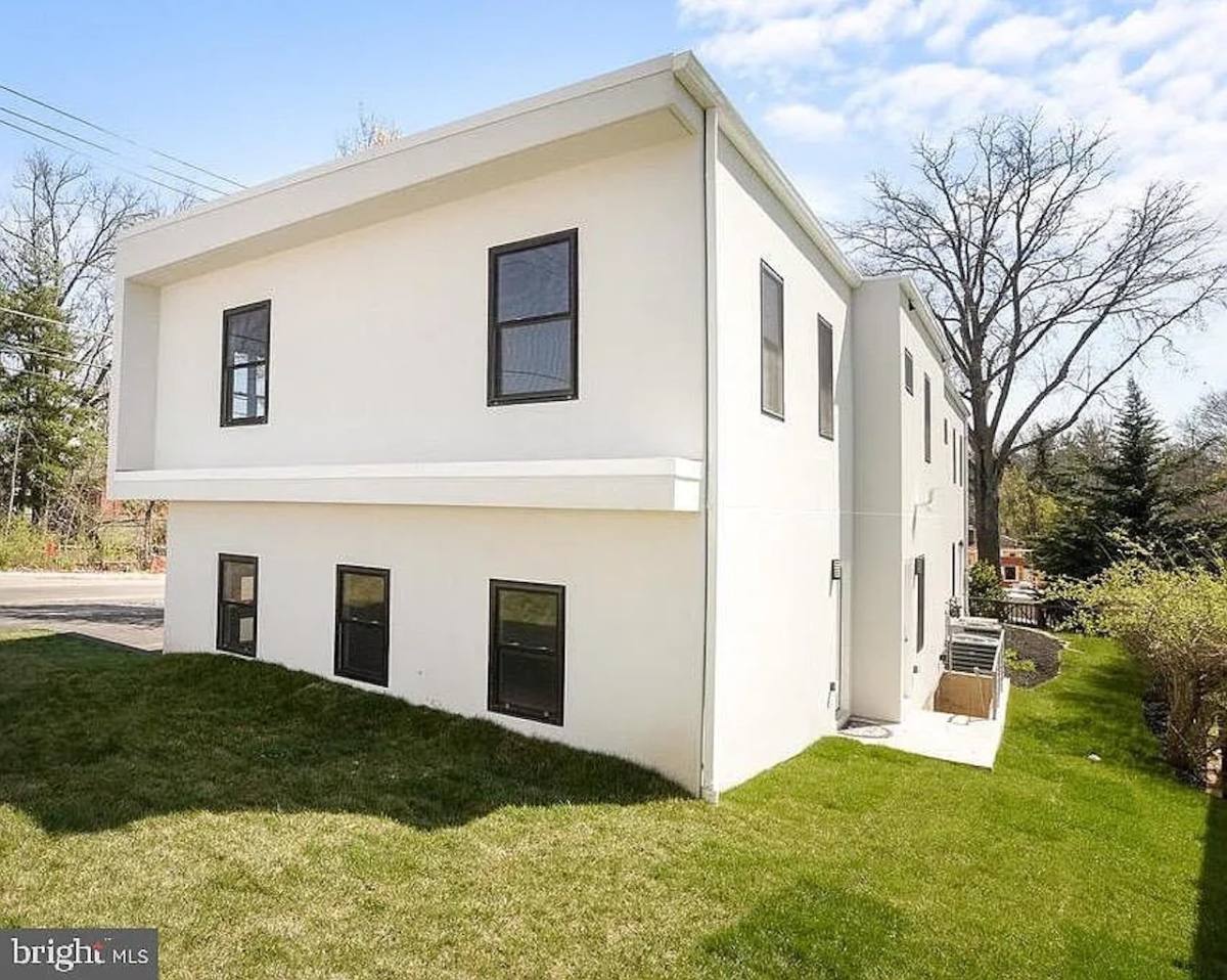 House for rent at 8618 Jones Mill Rd, Chevy Chase, MD 20815