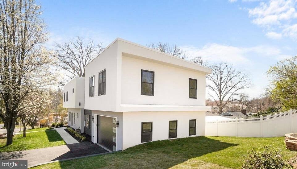 House for rent at 8618 Jones Mill Rd, Chevy Chase, MD 20815