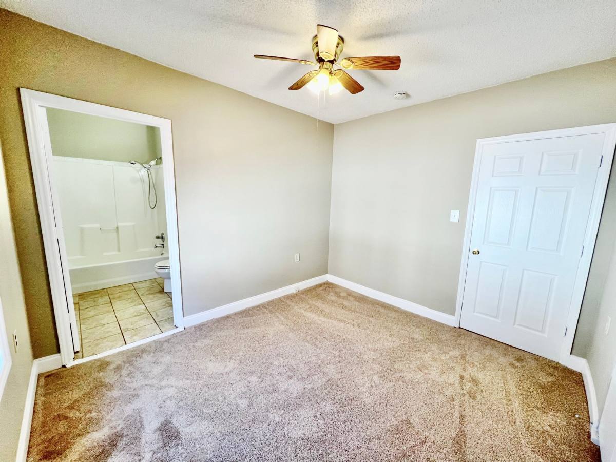 House for rent at 829 Dillard St, Greensboro, NC 27403