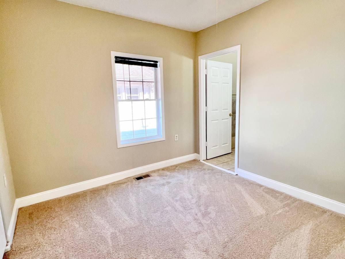 House for rent at 829 Dillard St, Greensboro, NC 27403