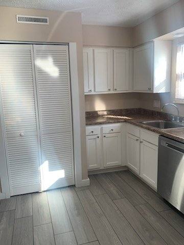 Townhouse for rent at 4794 Rossmoor Place, Columbus, OH 43220