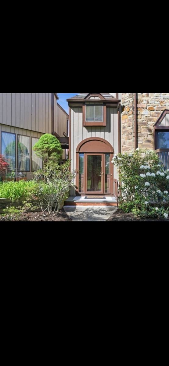 Townhouse for rent at 15 Delbarton Court, Hackettstown, NJ 07840