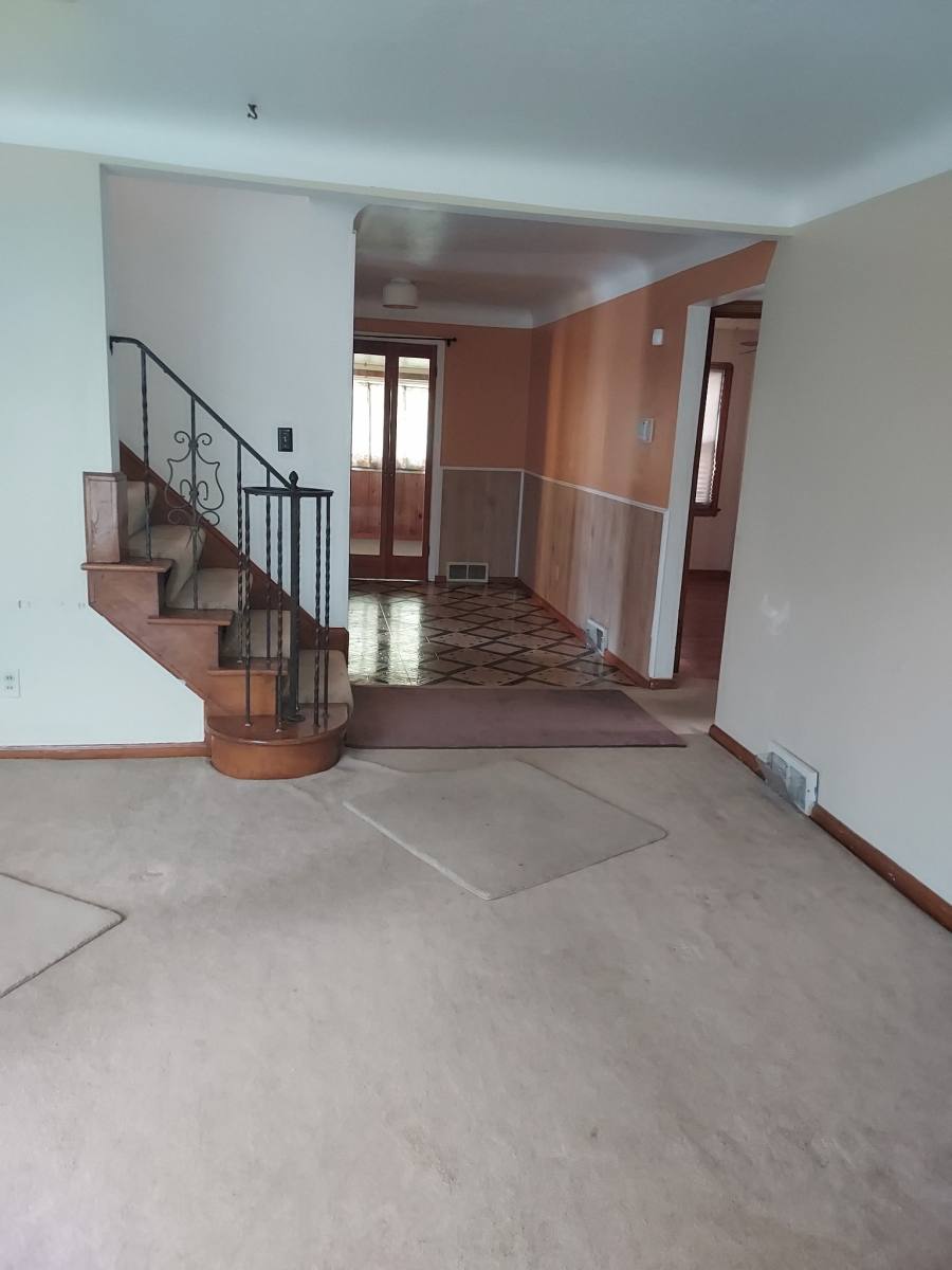 House for rent at 17488 McCracken Rd, Maple Heights, OH 44137
