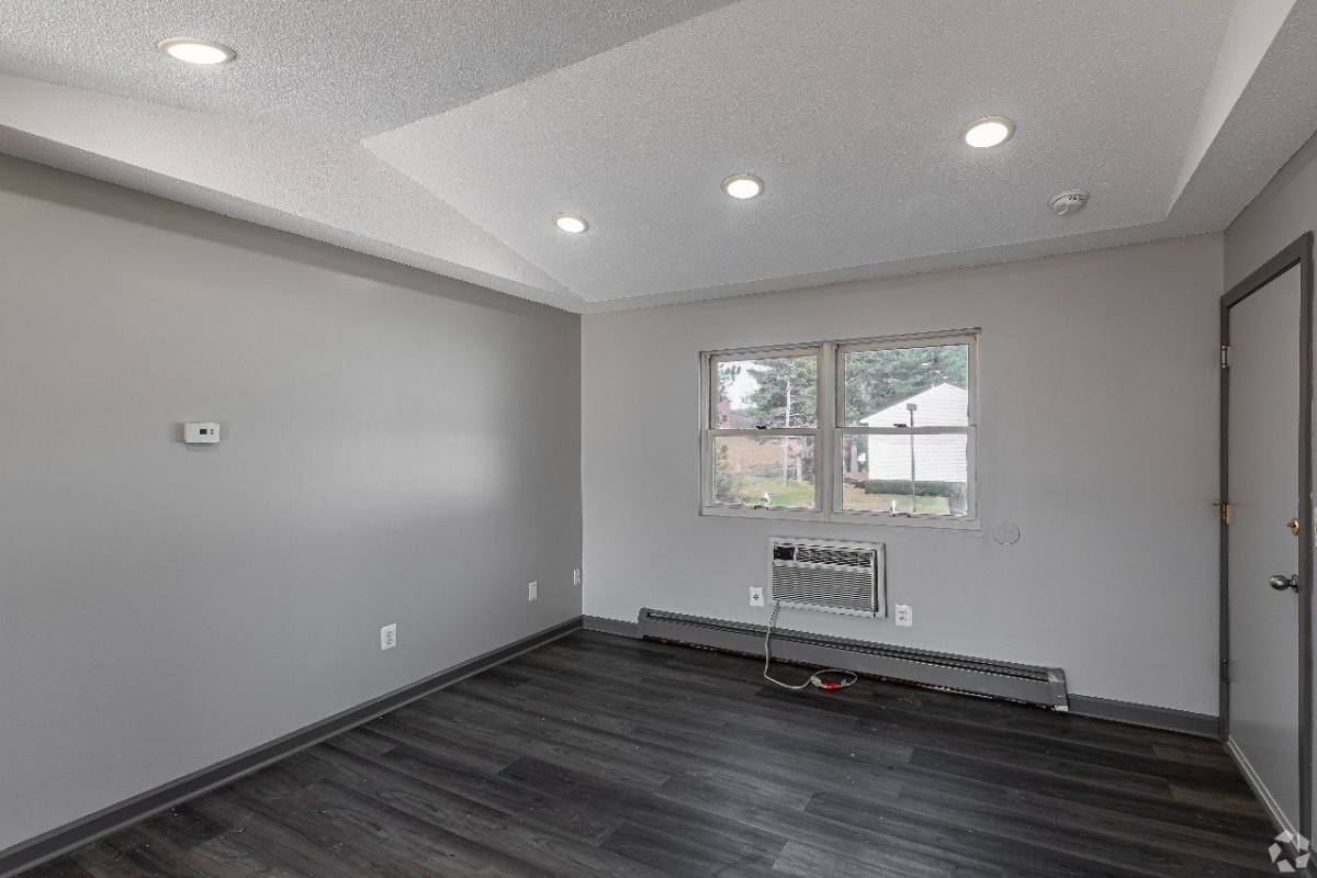 Apartment for rent at 94 W St #20, Vernon Rockville, CT 06066