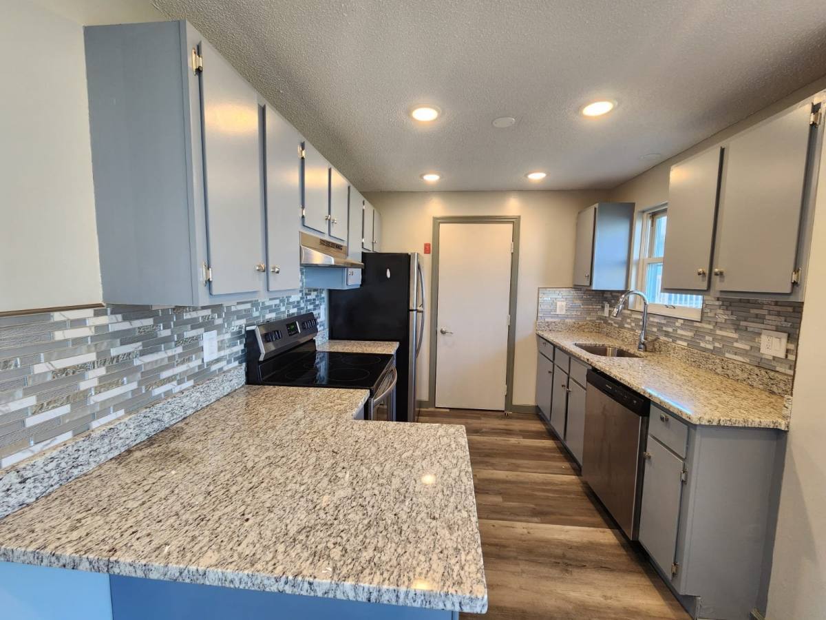 Apartment for rent at 94 W St #20, Vernon Rockville, CT 06066