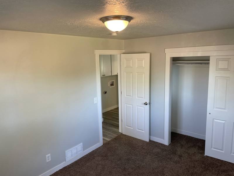 Apartment for rent at 341 E Blaine Ave #1, Salt Lake City, UT 84115