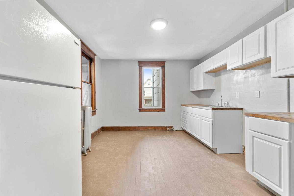 Apartment for rent at 4 Baxter St #LEFT, Binghamton, NY 13901