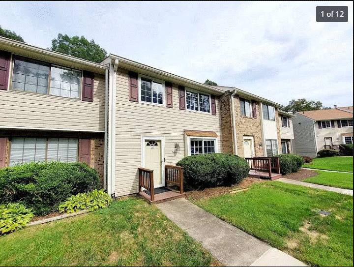 Townhouse for rent at 10954 Greenaire Place, Henrico, VA 23233