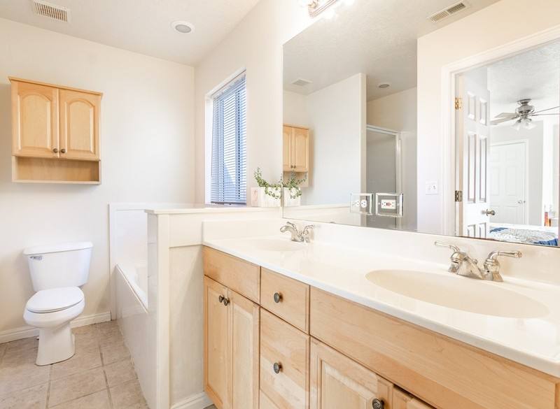 Apartment for rent at 427 E 250 N, Springville, UT 84663