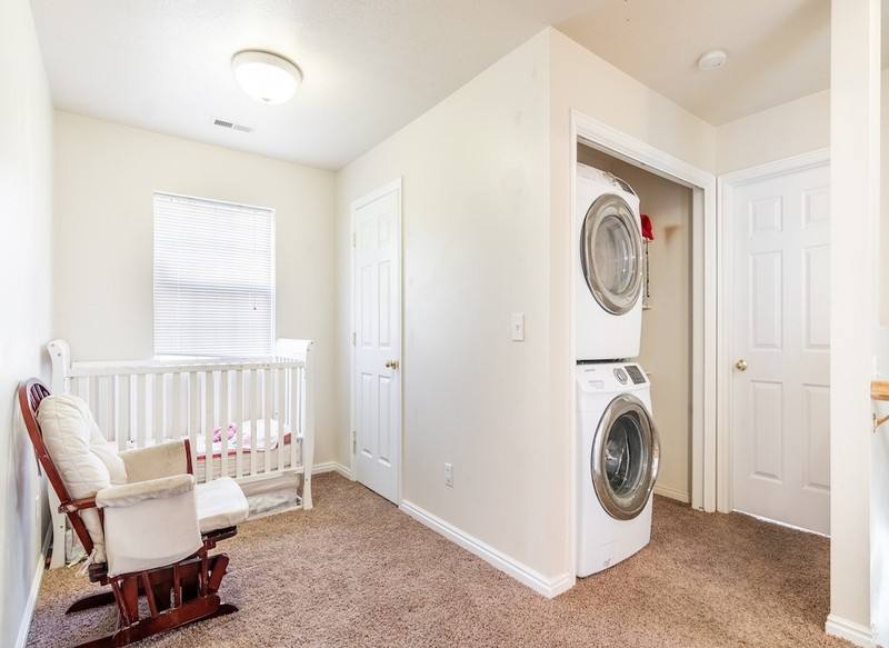 Apartment for rent at 427 E 250 N, Springville, UT 84663