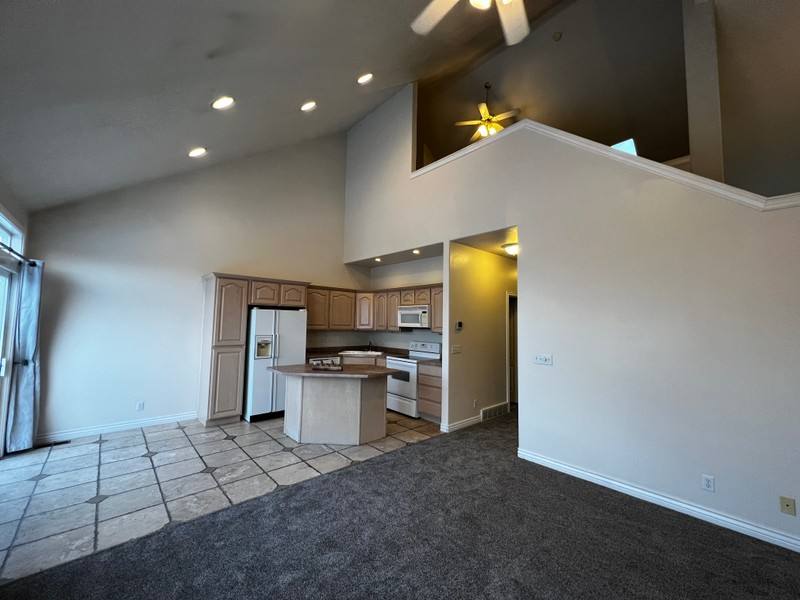 Townhouse for rent at 11 E 2200 S, Bountiful, UT 84010
