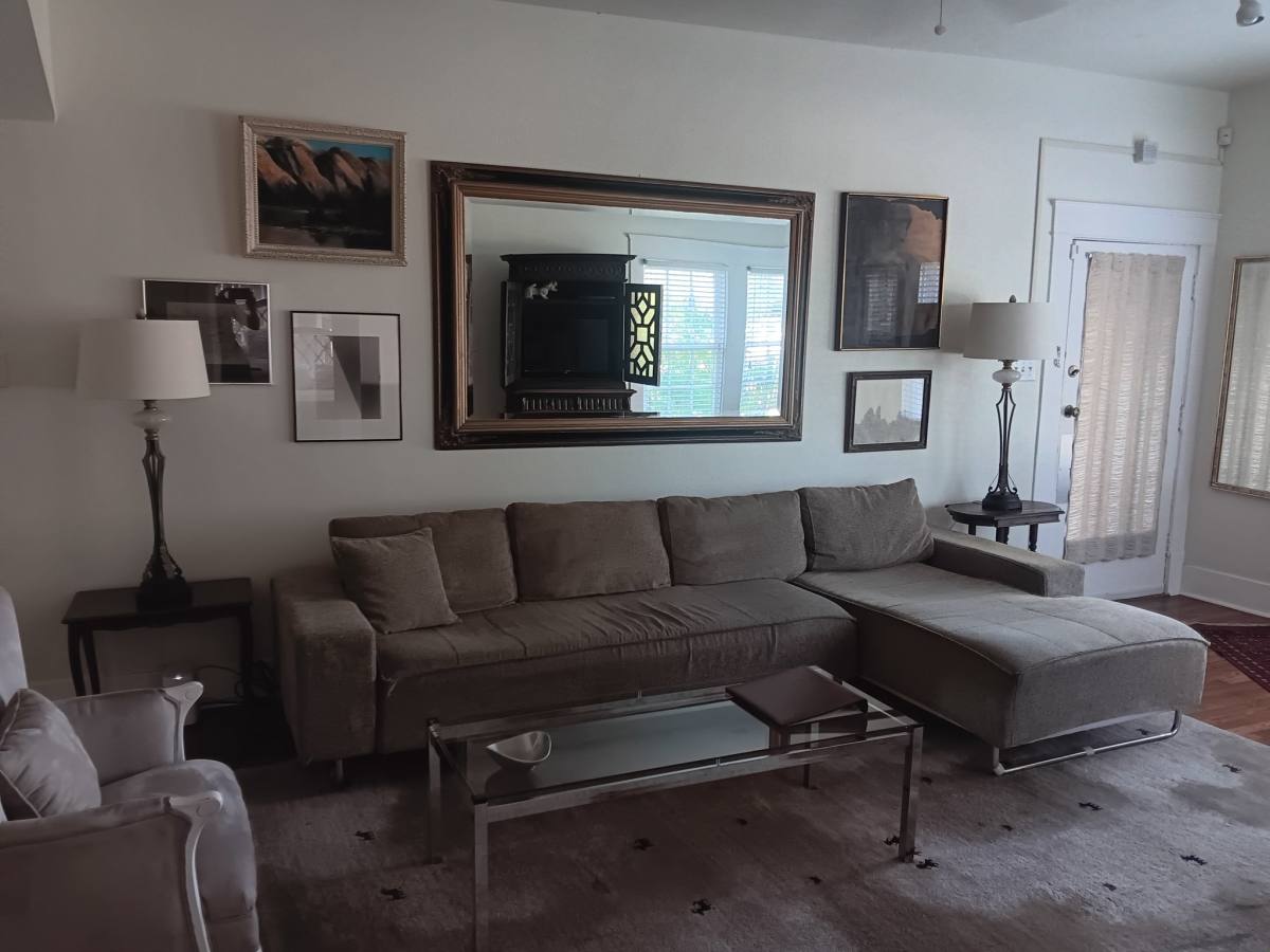 Apartment for rent at 2508 Van Buren St #1, Houston, TX 77006