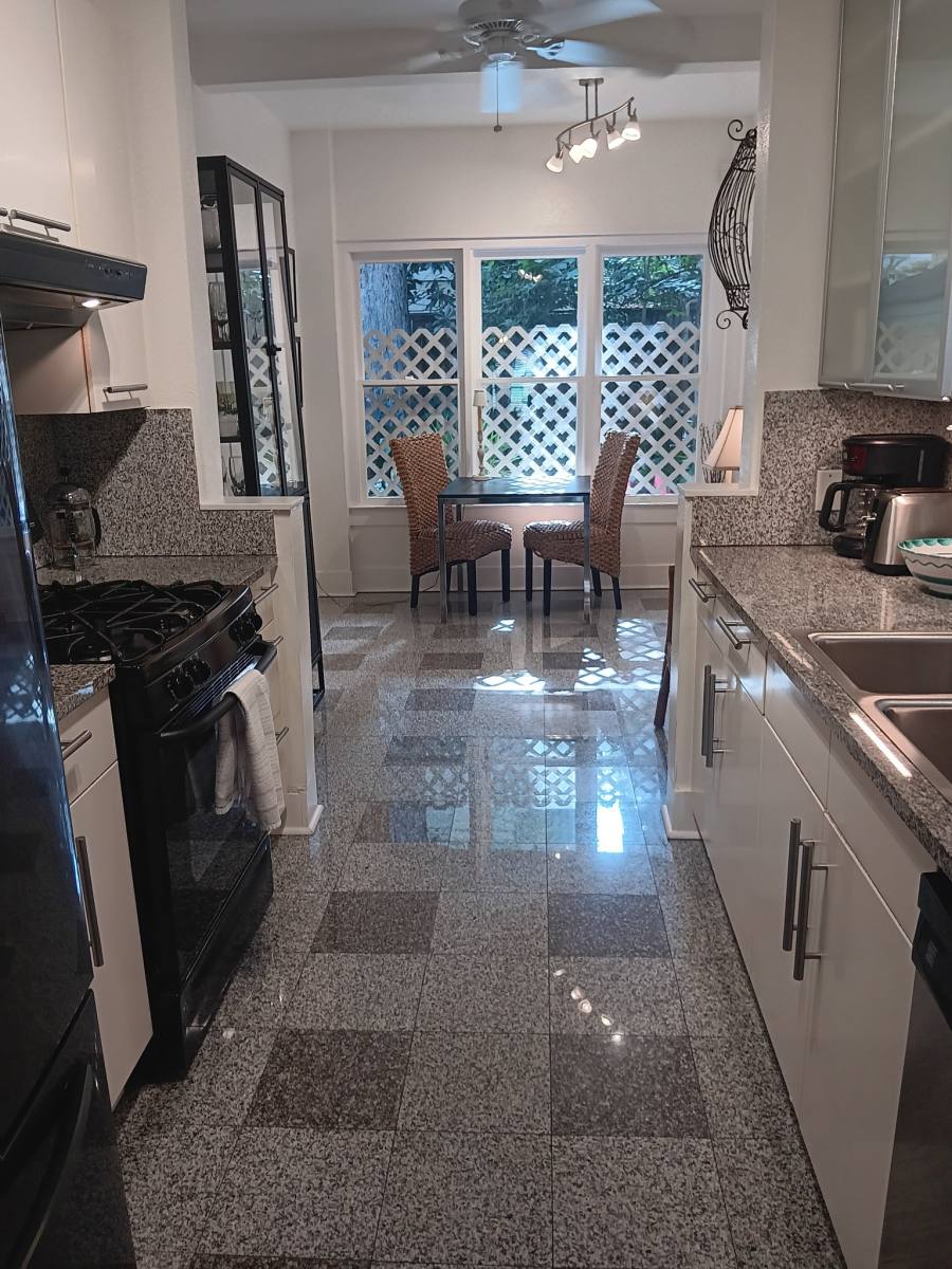 Apartment for rent at 2508 Van Buren St #1, Houston, TX 77006
