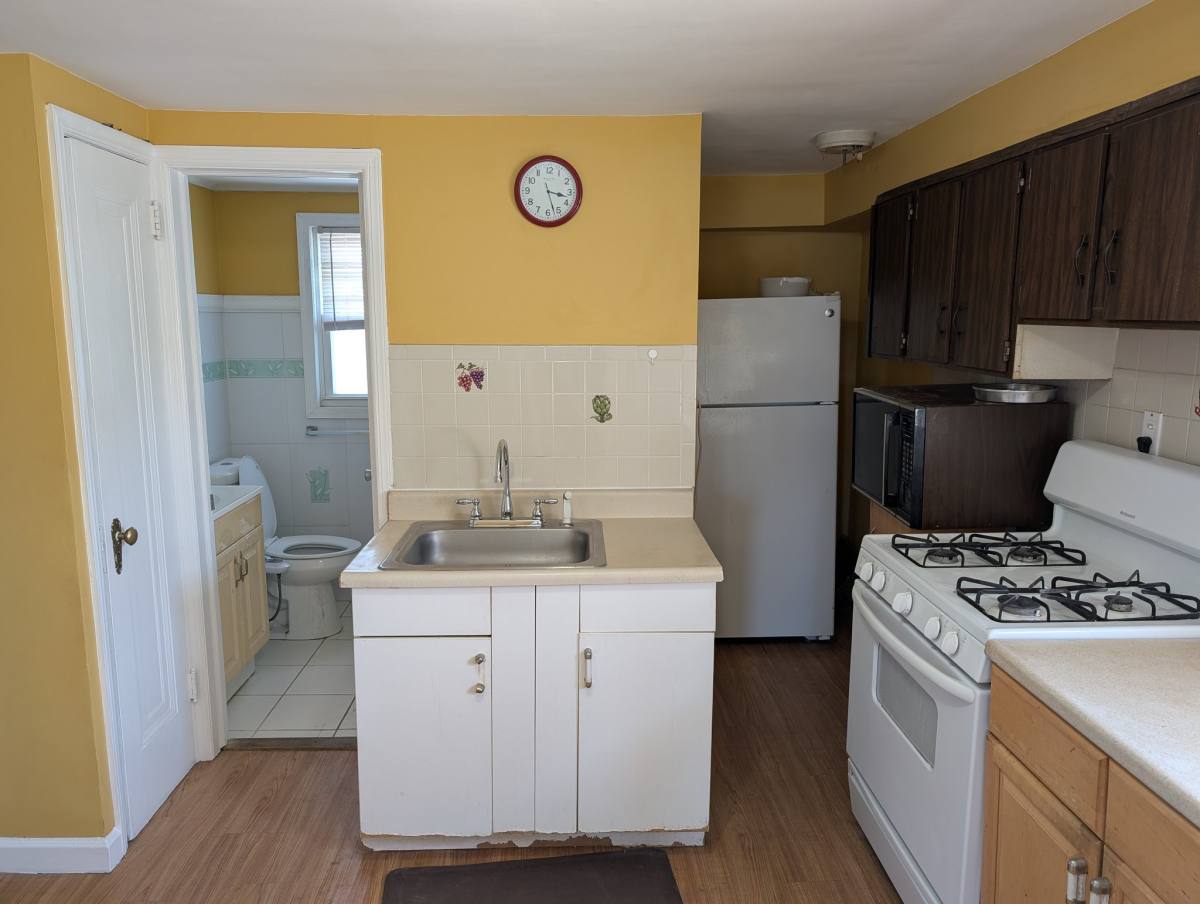 Apartment for rent at 2563 Hawthorne Ave #2, Union, NJ 07083