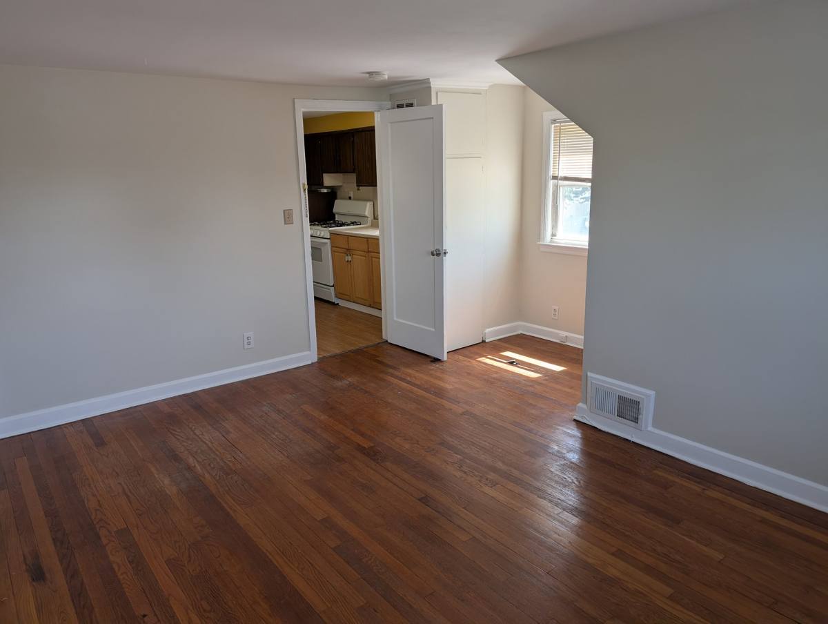 Apartment for rent at 2563 Hawthorne Ave #2, Union, NJ 07083