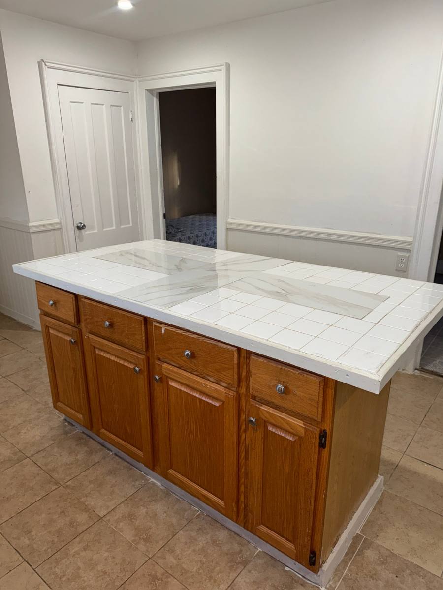 Apartment for rent at 745 5th Ave #2, Troy, NY 12182