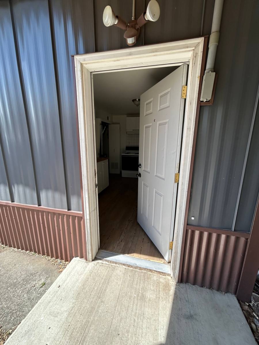 Apartment for rent at 723 9th St N, Great Falls, MT 59401
