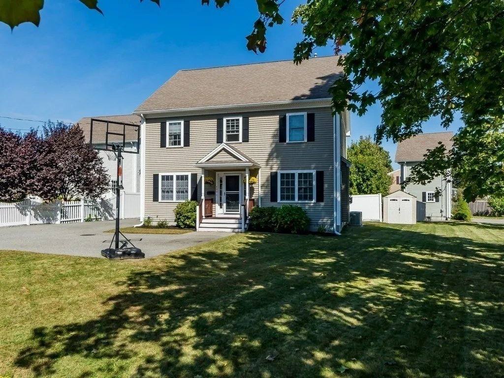 House for rent at 409 Lincoln St, Waltham, MA 02451