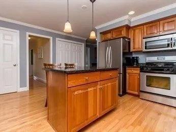 House for rent at 409 Lincoln St, Waltham, MA 02451