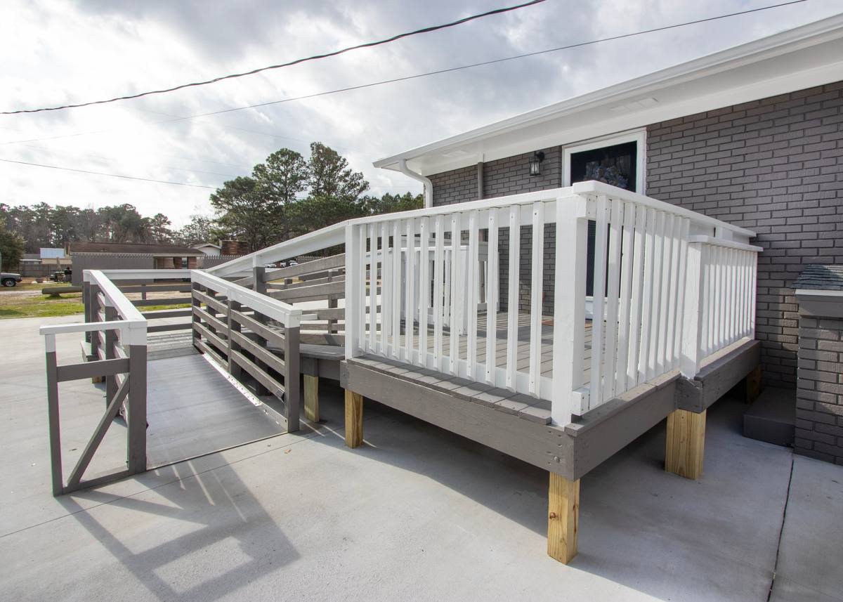 House for rent at 2530 Highway 70, Beaufort, NC 28516