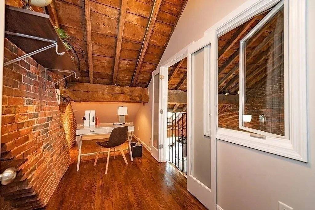Apartment for rent at 57 Fulton St #10, Boston, MA 02109