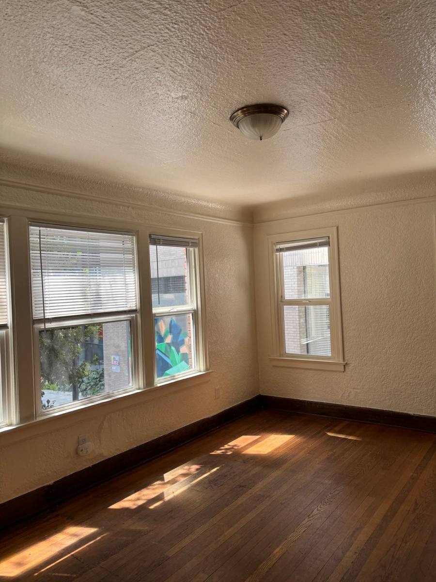 Apartment for rent at 4541 Brooklyn Ave NE, Seattle, WA 98105